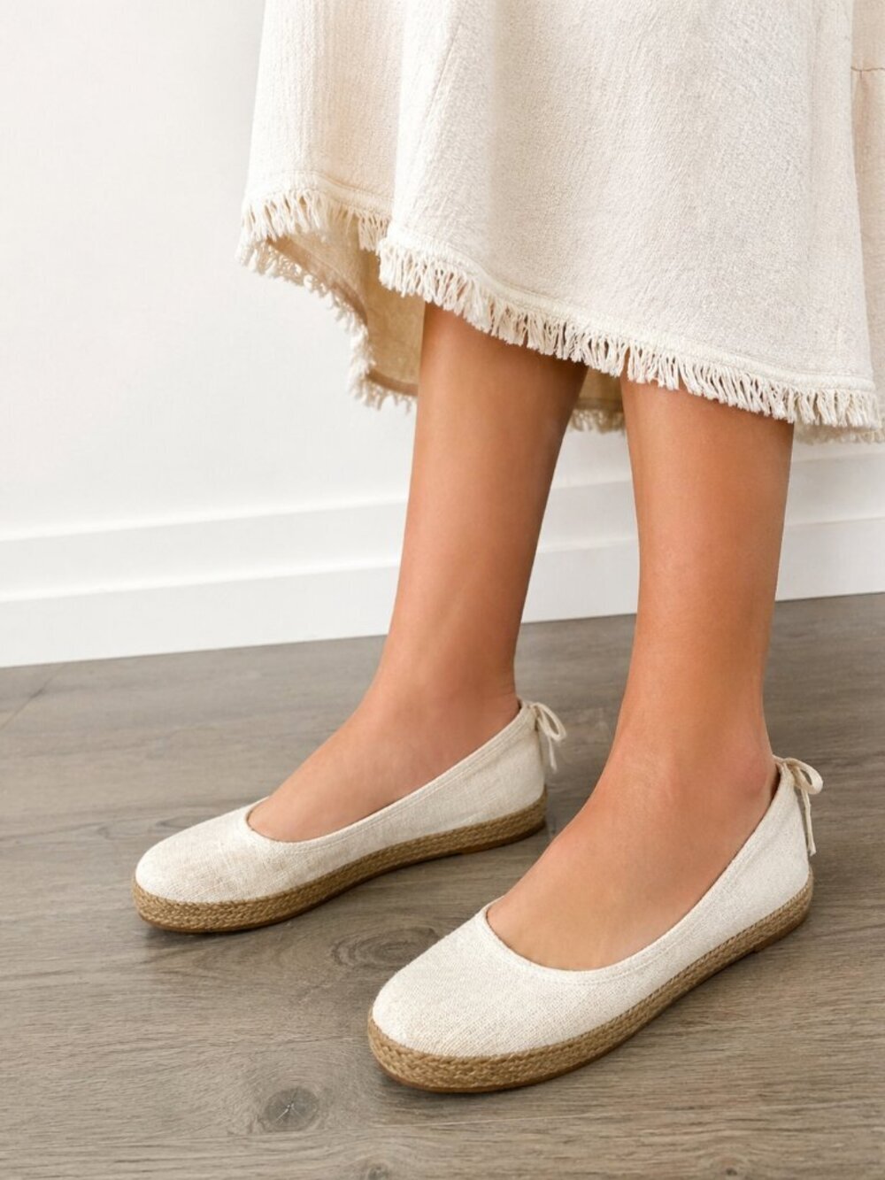 UGG Indah Espadrille Flats Cream Canvas Slip-On Jute Sole Women’s 8.5 EU 39.5
